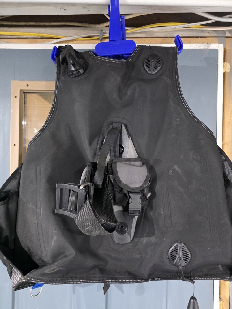 Aqualung Pro HD Weight Integrated BCD Black Size Large