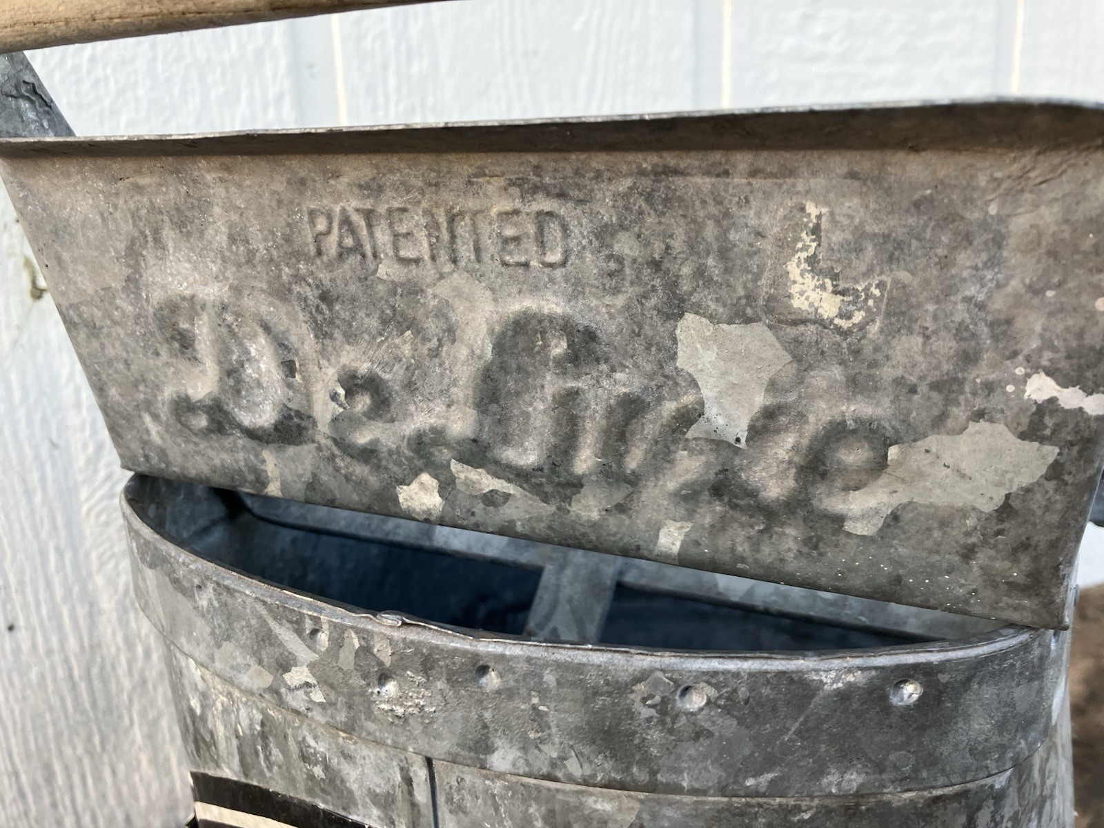 VIDEO--NICE! Vintage DeLuxe Galvanized Wringer Mop Bucket Schlueter Mfg w/ Label