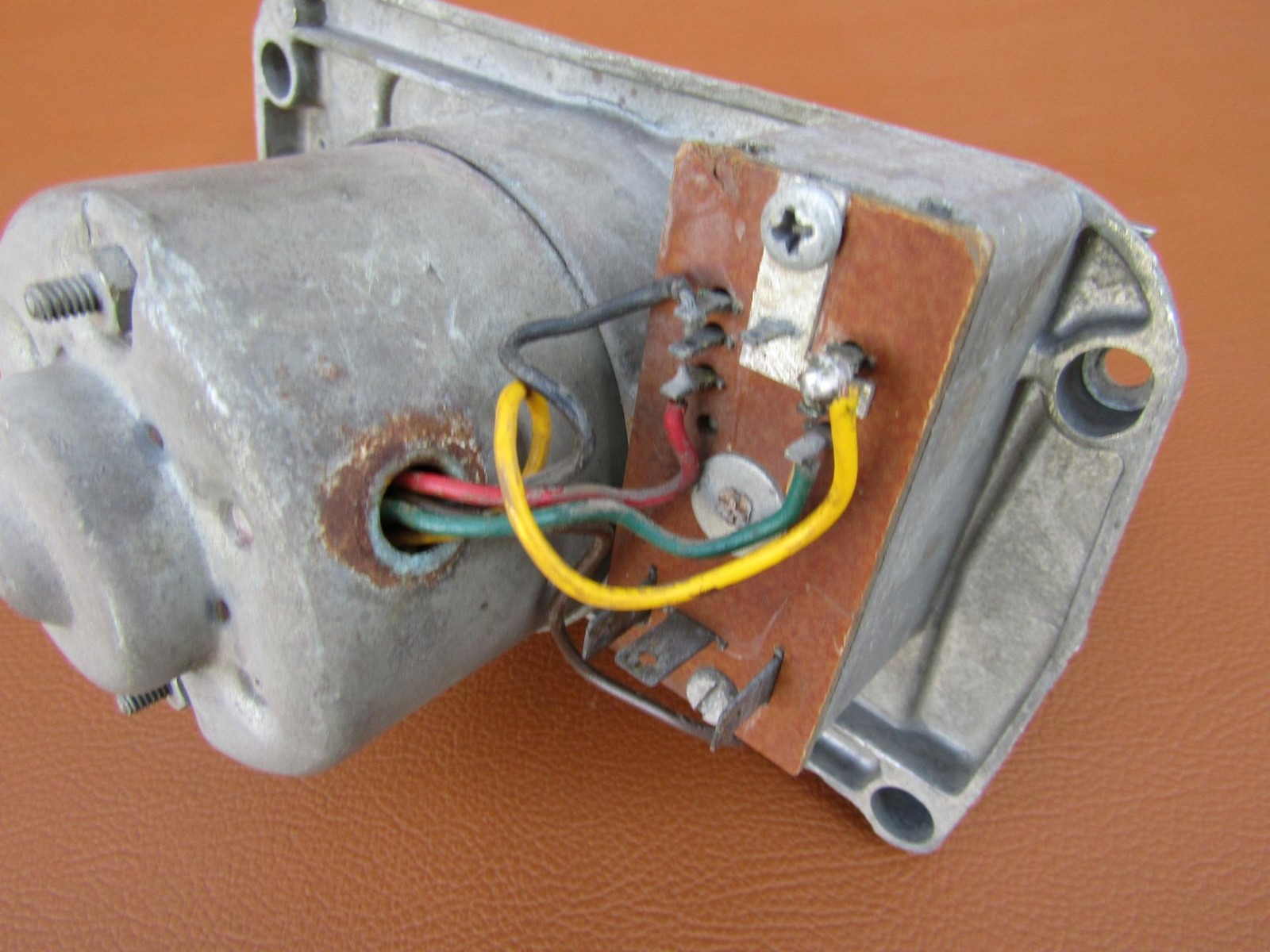 1958-1959 Chevy GMC Truck Nice Orig GM Electric Windshield Wiper Motor 5044306