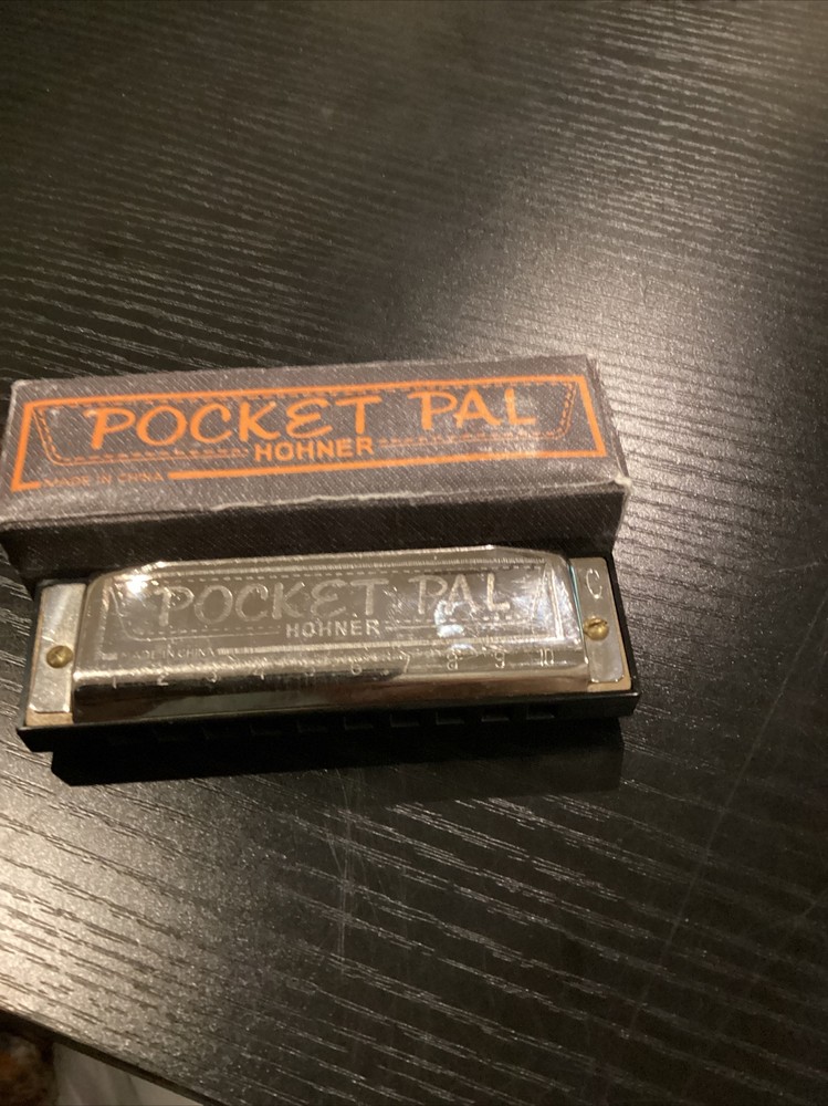 NICE HOHNER POCKET PAL HARMONICA IN BOX