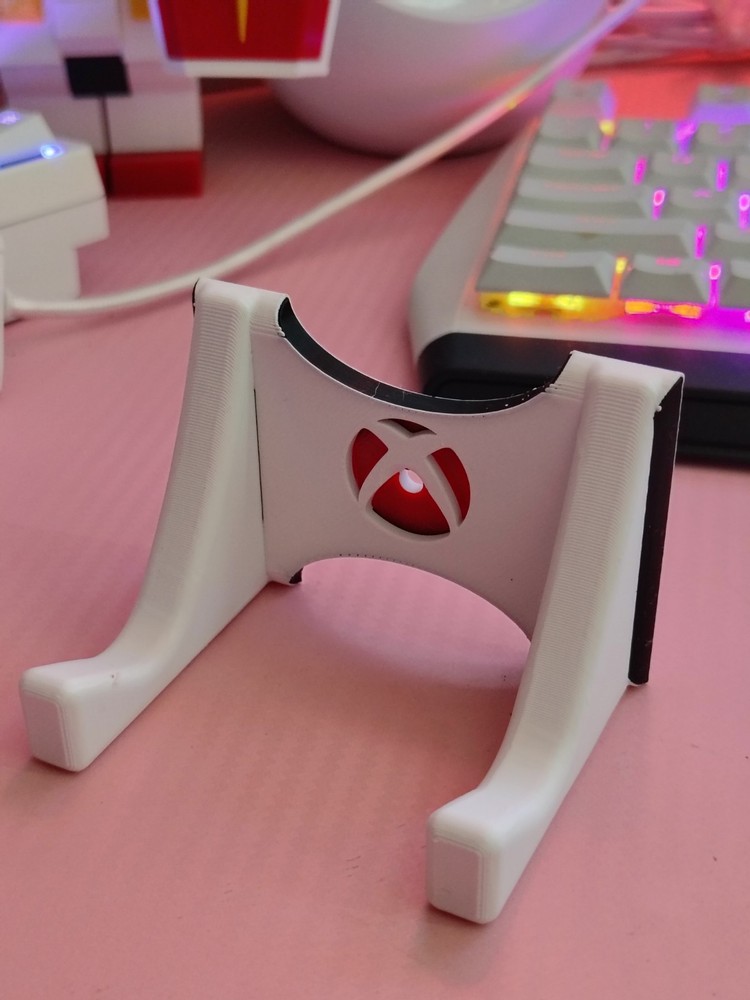 (4) Four Pack Xbox Controller Mount Wall