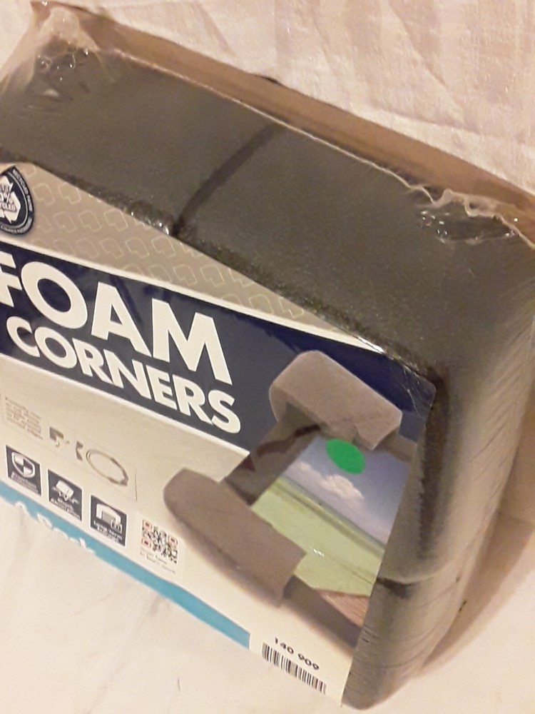 Pratt Foam Corner Protectors Pictures Mirror Frames (4-Pack) *NEW*