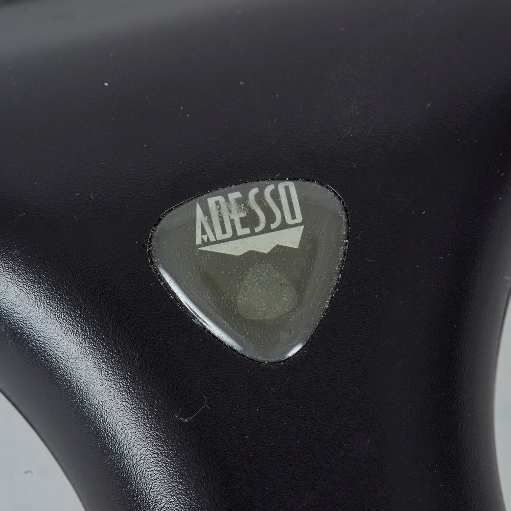 ADESS0 NUSCAN 1000U Black USB Barcode Scanner Reader