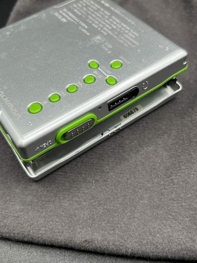SONY MZ-E620 Green MiniDisc MD walkman player - Working