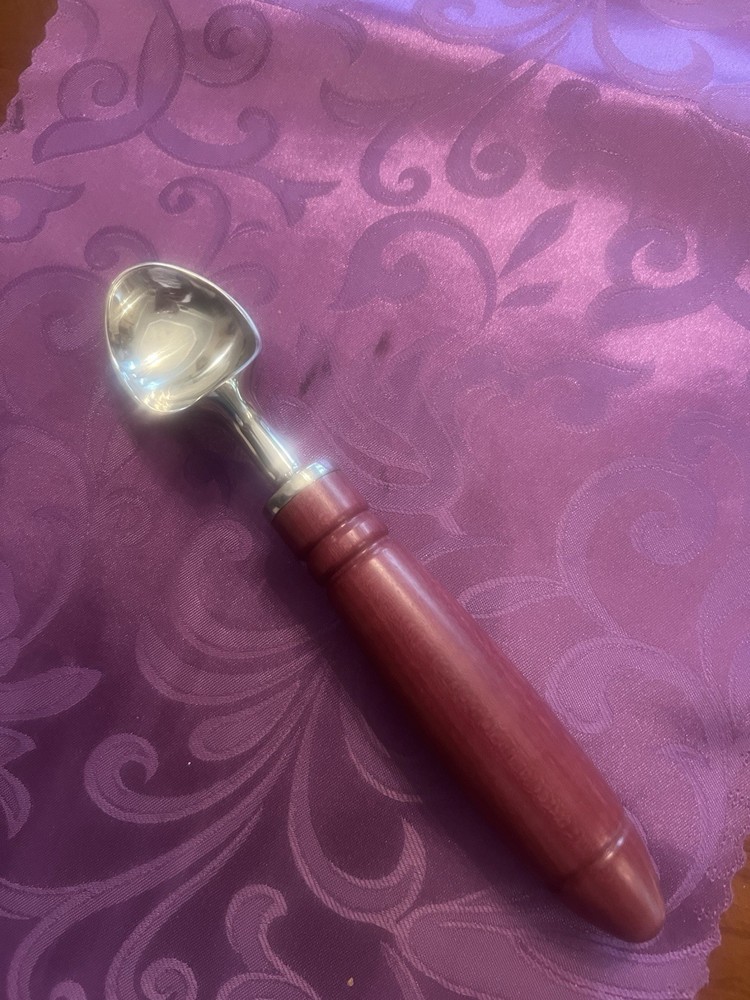 ice cream scoop