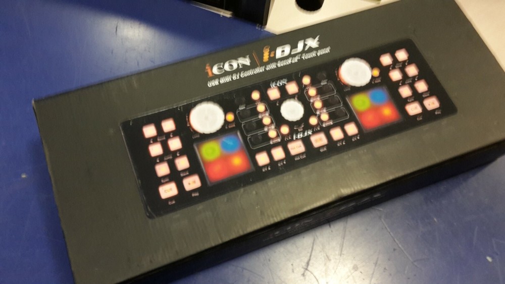 ICON I-DJ X BLACK MIDI CONTROLLER NEW