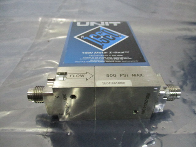 Unit Model 1660, Mass Flow Controller, UFC-1660, HE/3 SLM, 421806