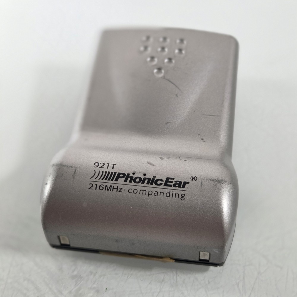 4 Bodyworn Transmitter 921T Radium 216MHz Phonic Ear UNTESTED - 1 DOESNT TURN ON