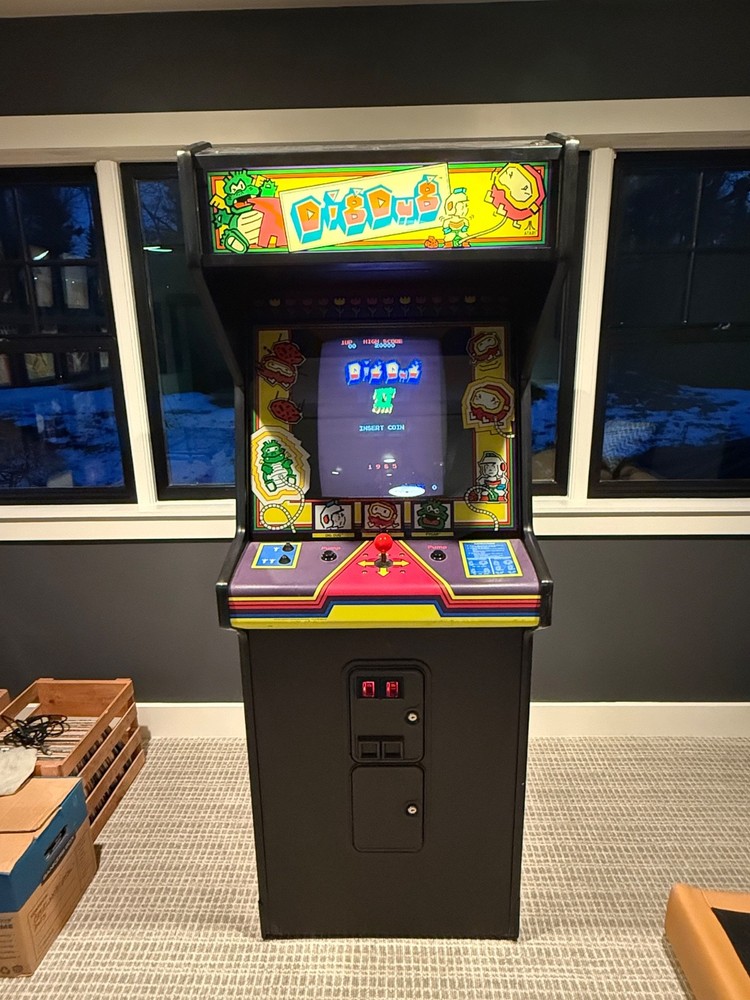 DIG DUG ARCADE MACHINE by ATARI (Excellent Condition) *RARE*