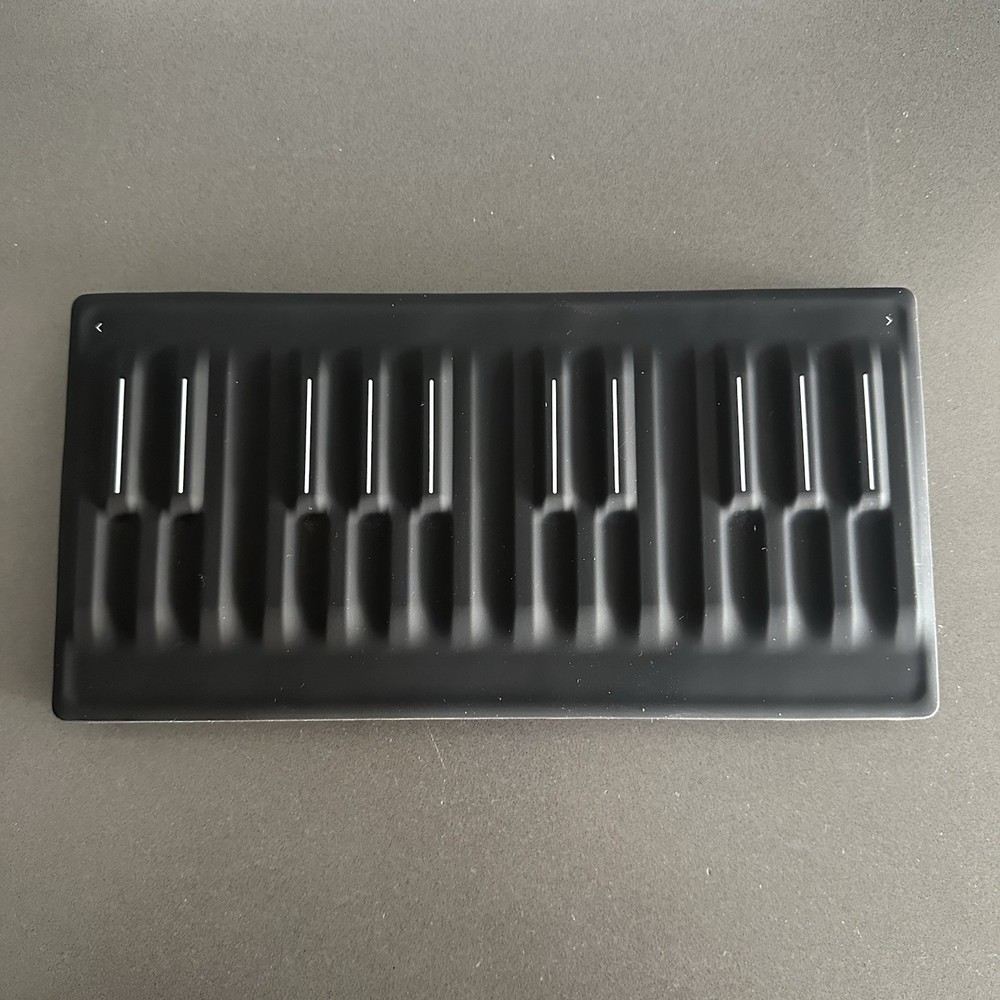 ROLI Seaboard Block 24 Key Expressive MIDI Keyboard Controller SBB01