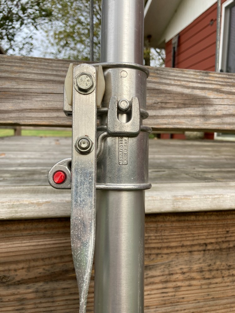 Manfrotto Autopole Art 032 telescoping support silver