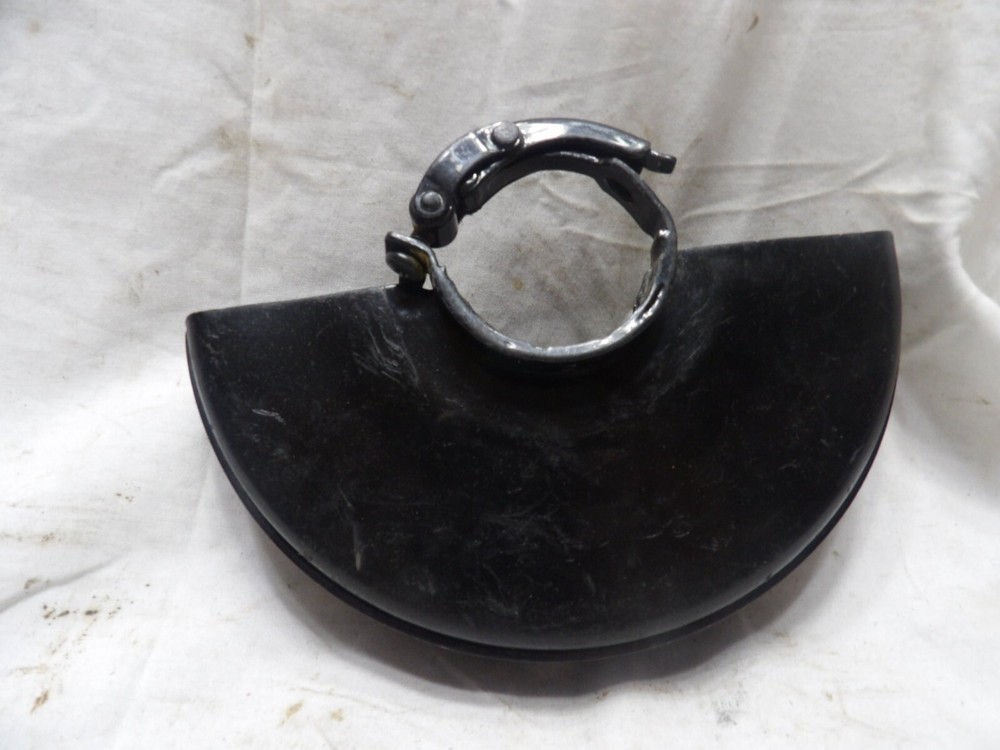 DeWalt 6" Enclosed Grinder Guard
