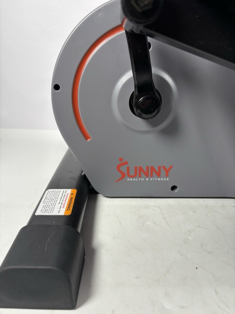 SUNNY Portable Stand Up Elliptical SF-E3908*