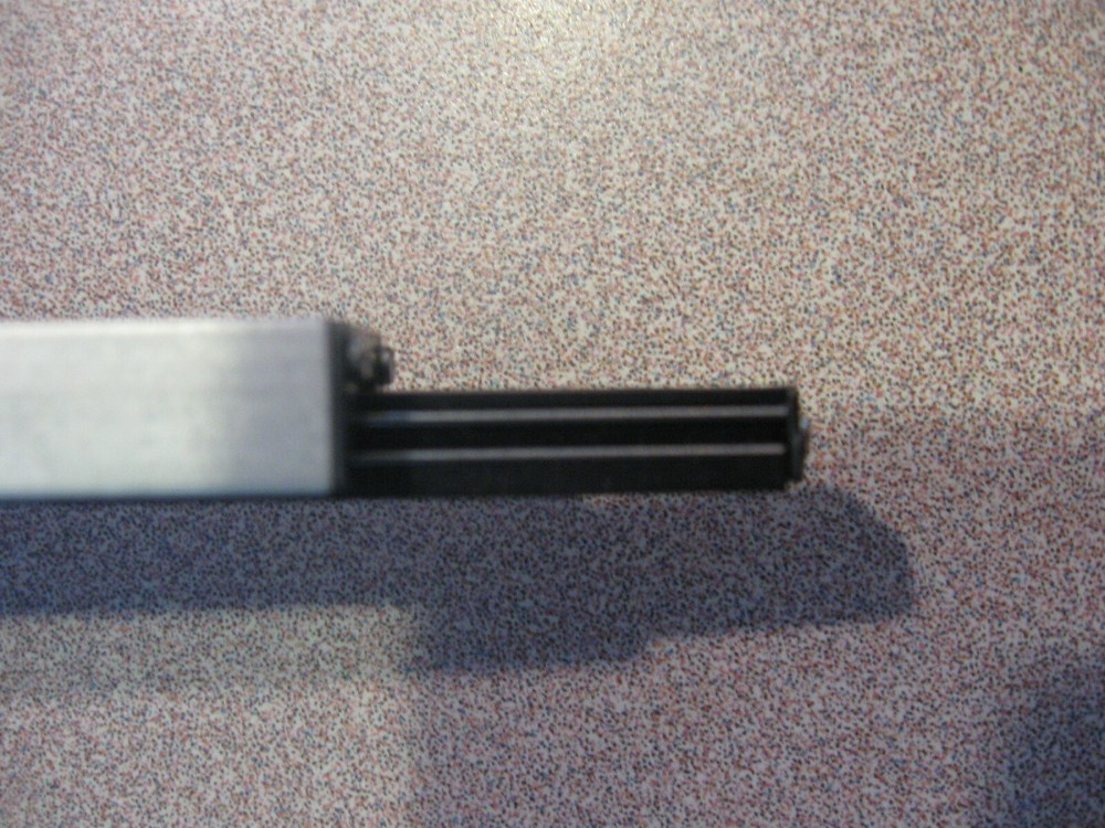 PIC DESIGN POSITIONING SYSTEMS LINEAR SLIDE (as-is) 3"