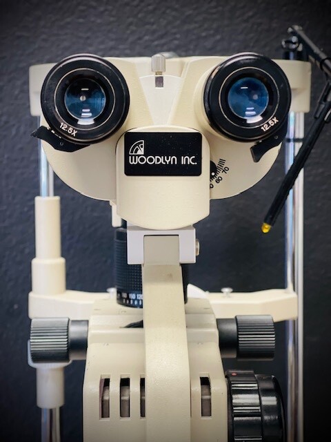 Woodlyn Slit Lamp-Good Condition!