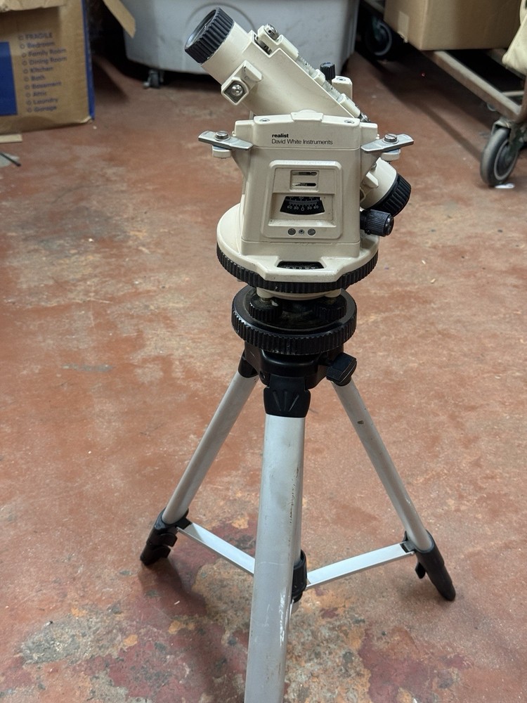 Realist David White Instruments LT8-300P Level Transit l