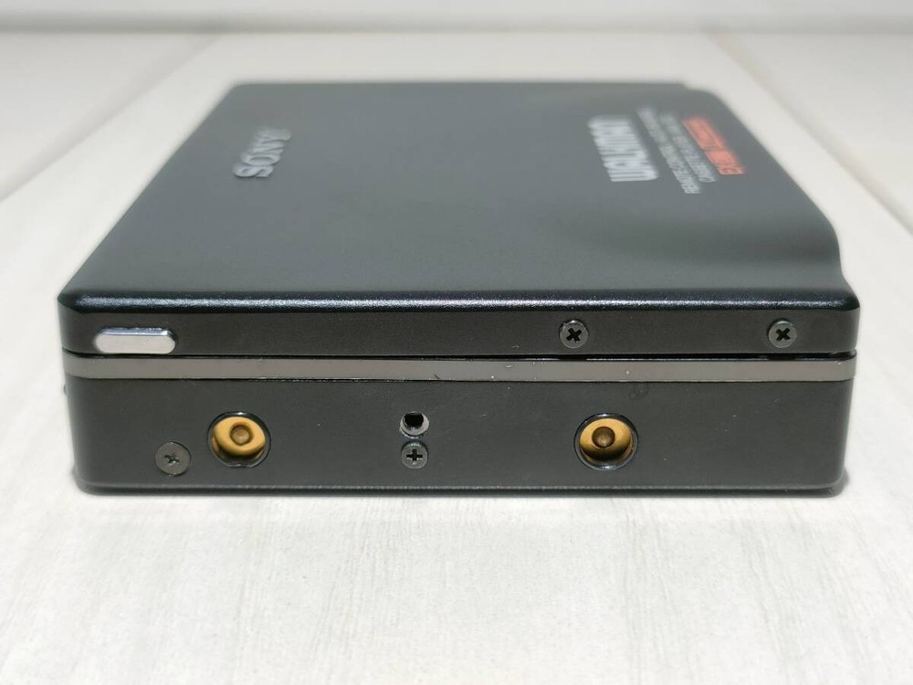 Serviced SONY WM-702