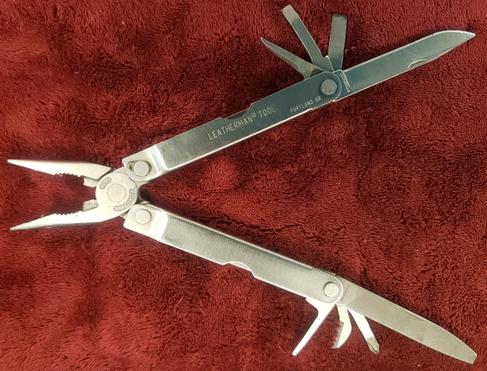 Leatherman PST Multi tool 0204 0304 Date Code s