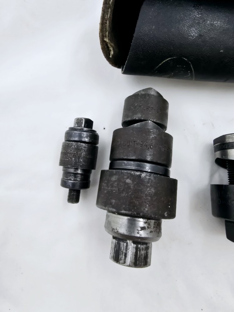 GREENLEE 735BB Knockout Punch