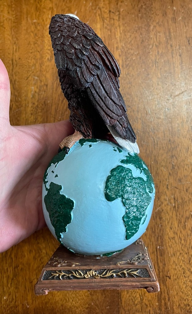 HERCO Eagle Globe Earth Clock Figurine 7.5” H Needs Battery