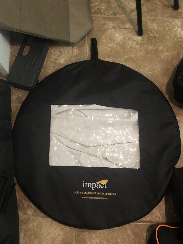 Impact Collapsible Circular Reflector Kit (42")-White