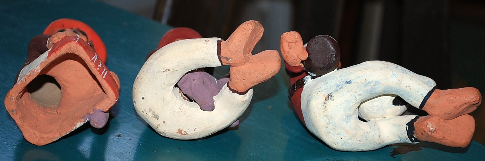 Set 3 Handmade PERU FOLK ART TerraCotta Pottery Figurines TRADITIONAL MEN Unique