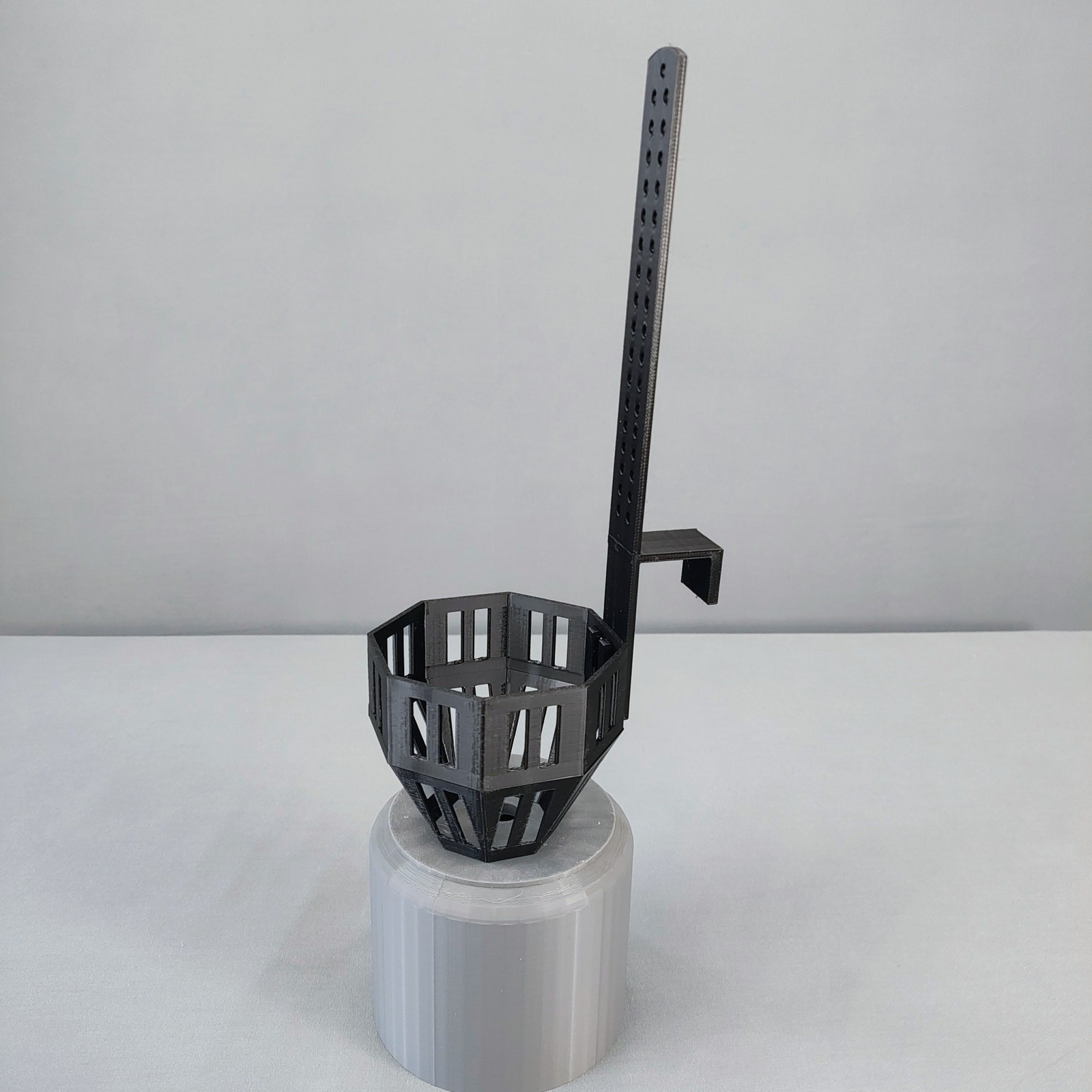 Aquarium Plant Holder with Stem Trellis for Live Plants | Over-The-Rim Planter