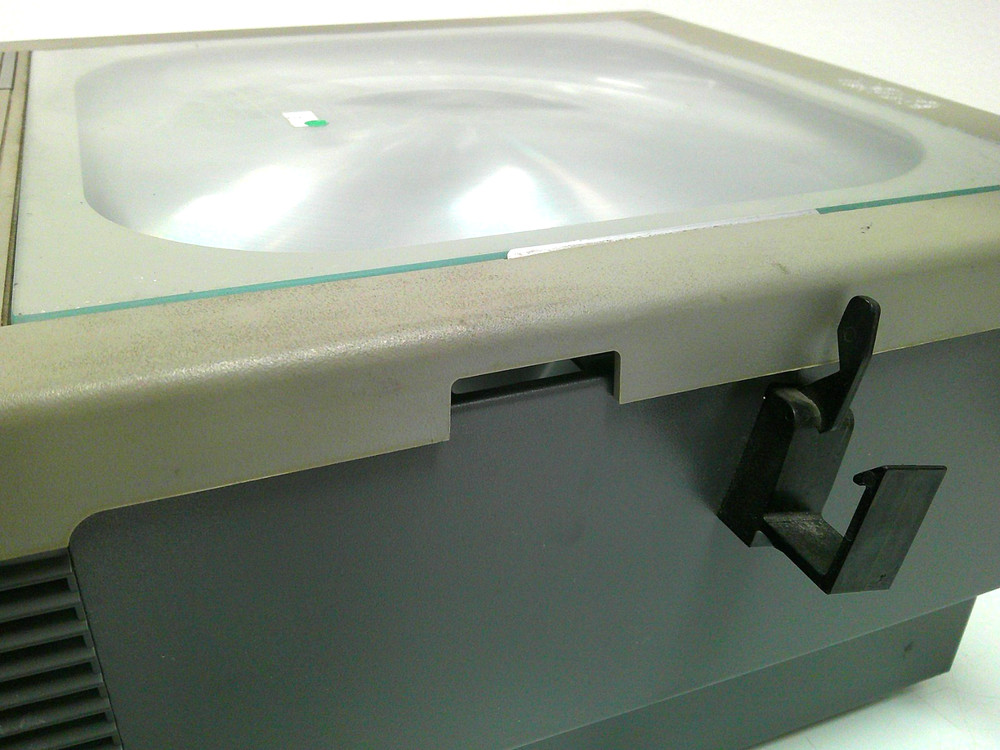 3M Overhead Folding Projector 9000AJB