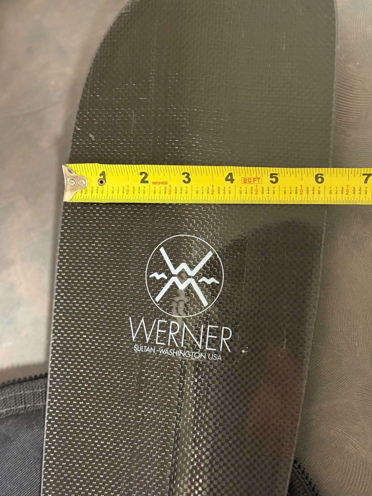 Werner Kalliste 2 Piece Straight Shaft Kayak Paddle - Carbon - Includes Case