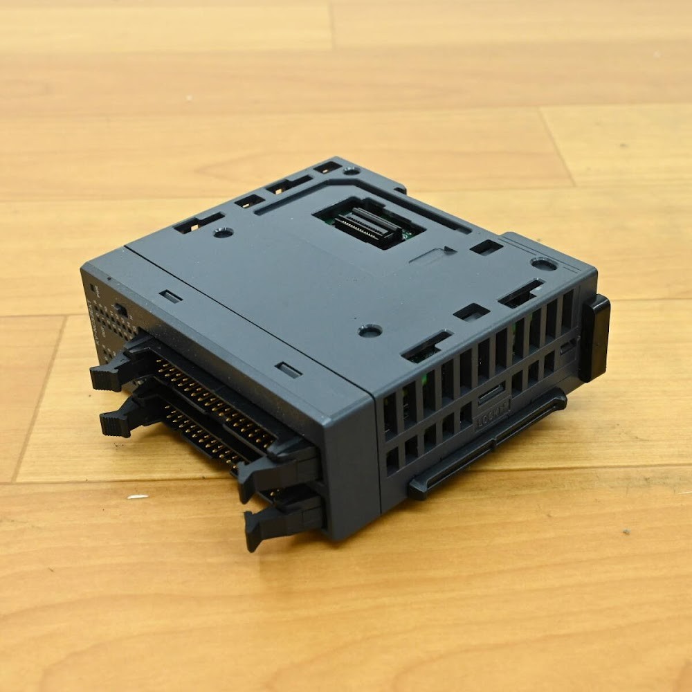 KEYENCE KV-NC32EXT PLC Network Communication Module Tested USED