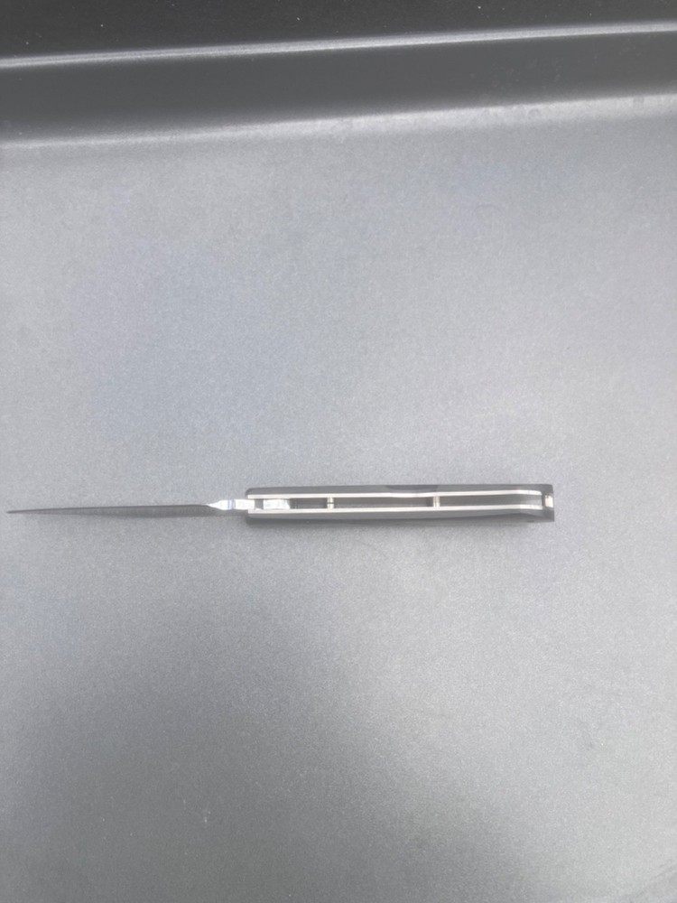 Turnbull knife