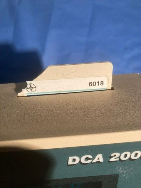 BAYER DCA 2000+ Analyzer working selling as parts