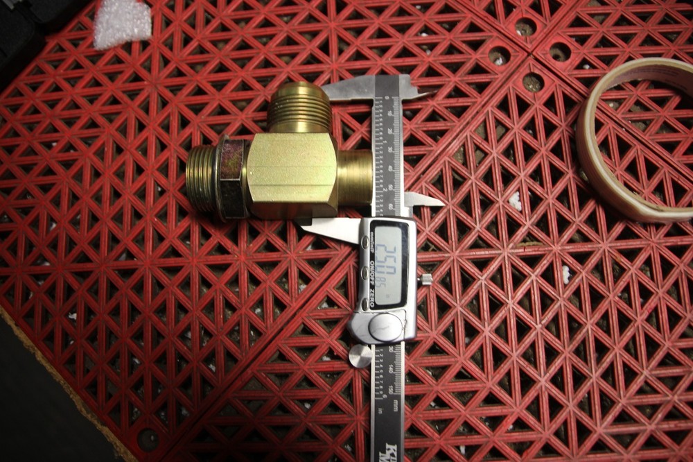 29506659 Allison Transmission Temperature Sensor Adapter NEW