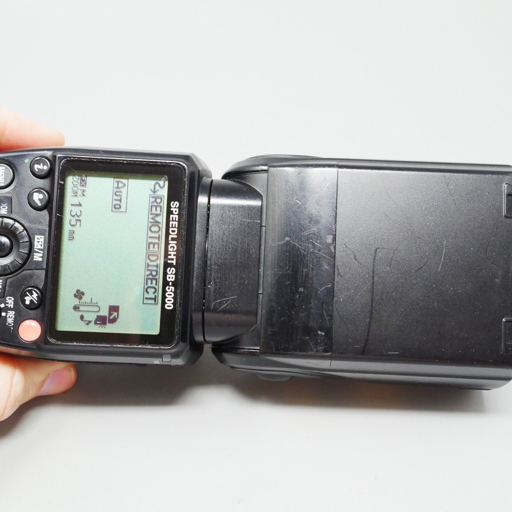 Nikon SB-5000 AF Speedlight Flash – Battery Tested