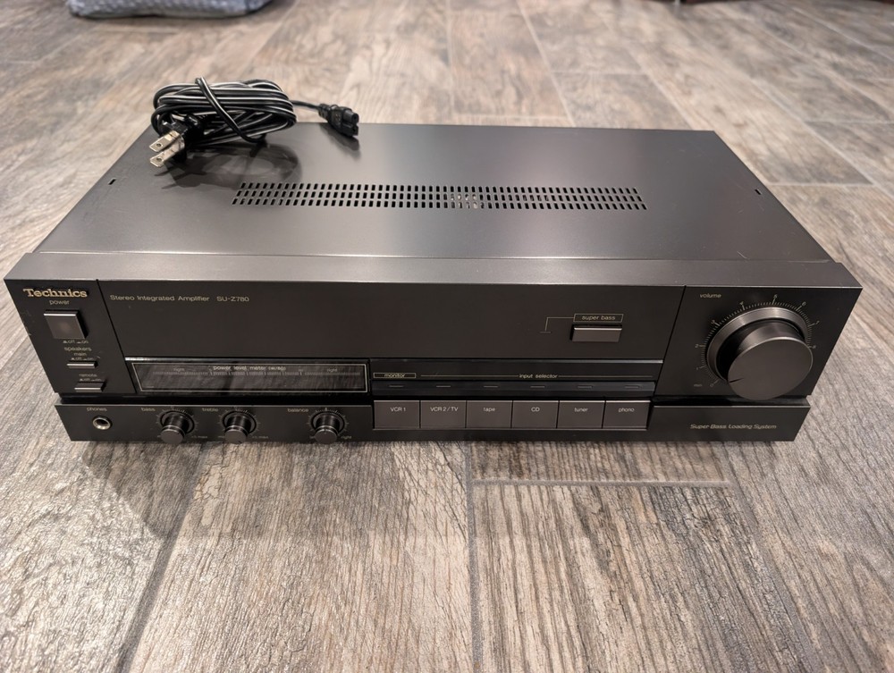 TECHNICS SU-Z780 Stereo Integrated Amplifier w Super Bass Loading System