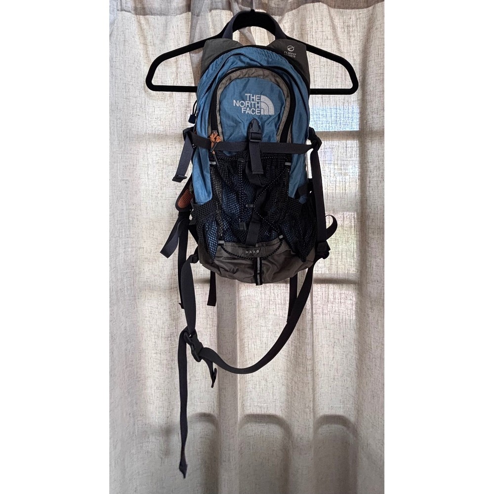 The North Face Mako Flight Series Hydration Backpack Blue Gray ASV1 with Bladder