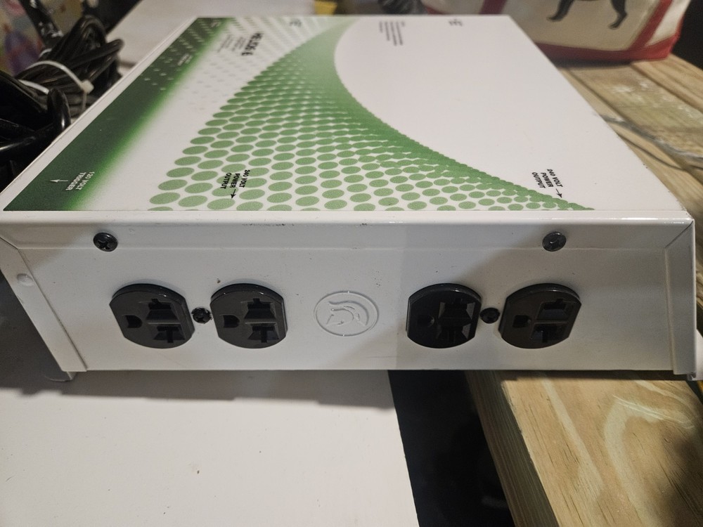 Titan Controls Helios 8-Light 240V Lighting Controller