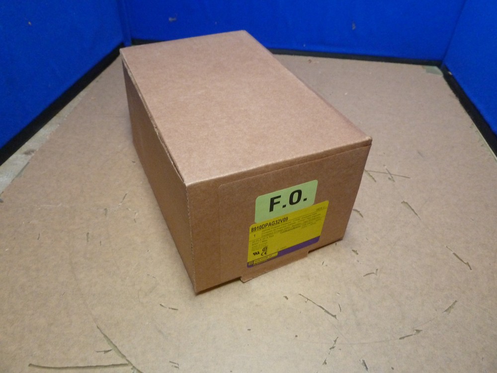 SQUARE D DEFINITE PURPOSE CONTACTOR 40A 600V  8910DPAG32V09 [14-Q]