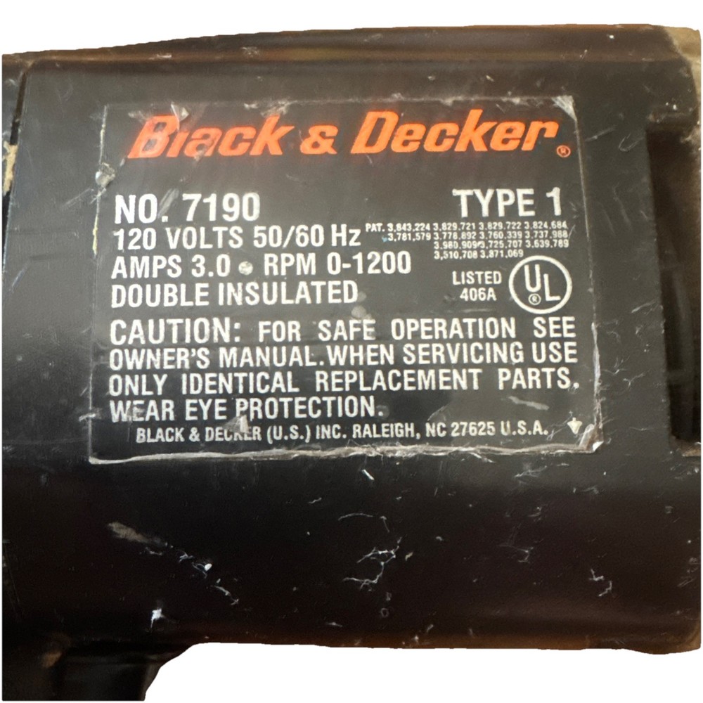 Vintage BLACK & DECKER 3/8" Variable Speed Reversible Drill 7190