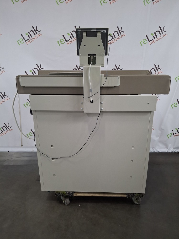 Midmark 640 Pediatric Exam Table