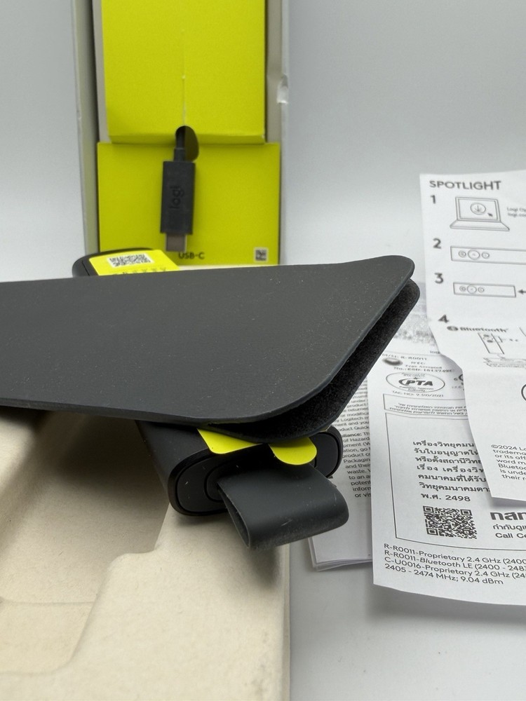 Logitech Spotlight Presentation Remote - Universal Wireless Presentation Clicker