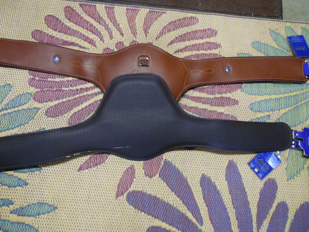 Bates Leather Stud Girth with Elastic center