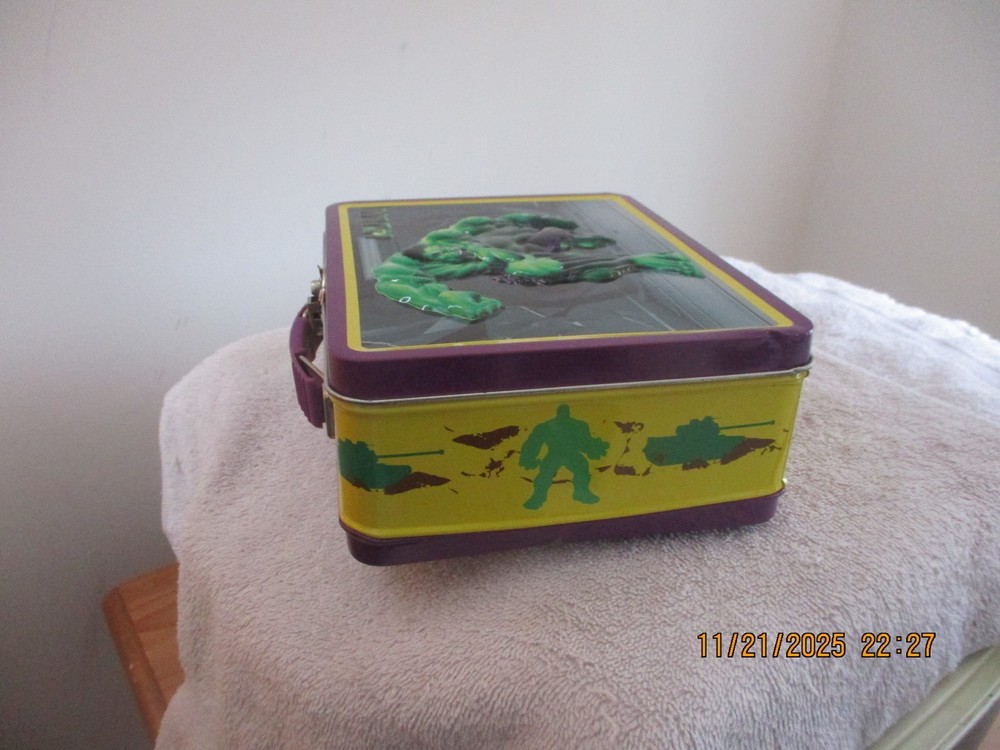 HULK TIN LUNCHBOX