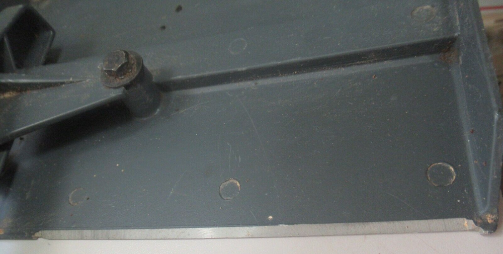 USED SAW/ LATHE ACCESSORY SIDE TABLE