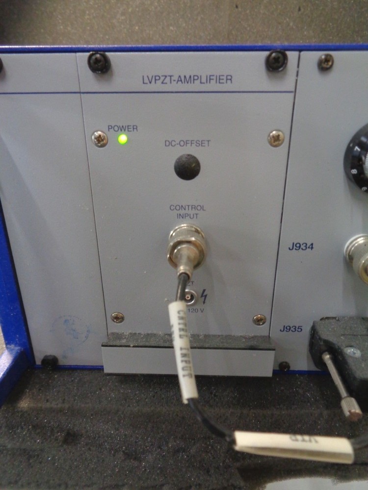 PHYSIK INSTRUMENTS E-501K005 LVPZT Amplifier
