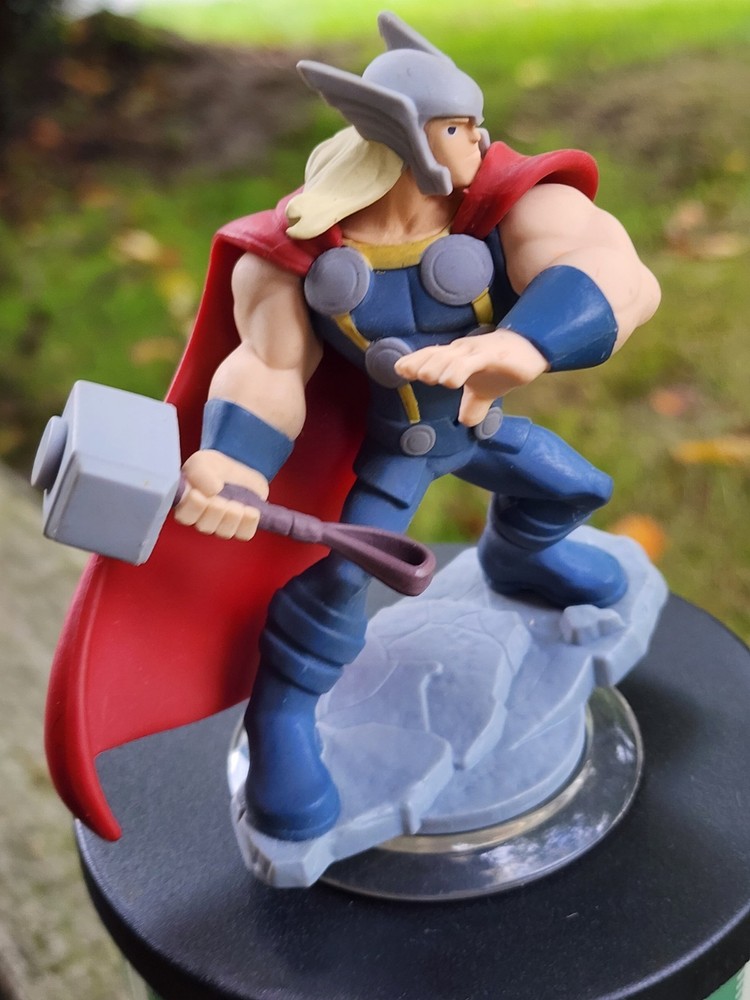 Disney Infinity 2.0 Edition Marvel Thor The Avengers Action Figure White Bottom