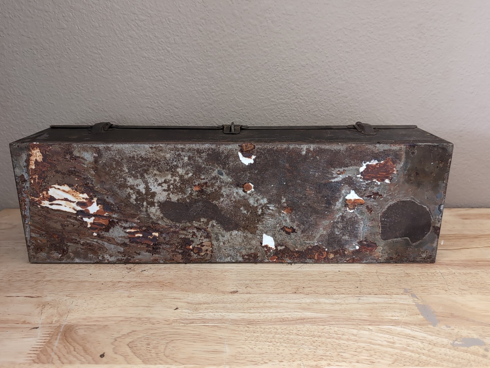 1930s Western Giant Tools Western Auto Supply Tool Box w/ Tray Leather Handle