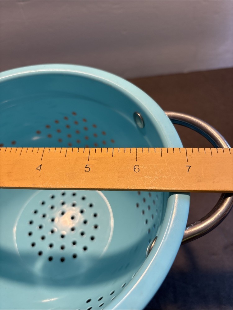 Turquoise Small Metal Enamelware Colander( S4)