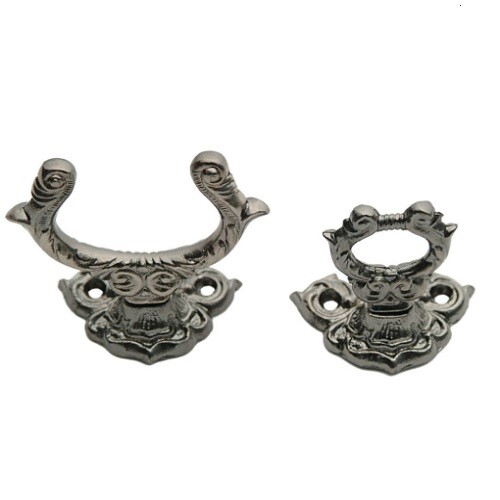 2 5/8" Elegant Vertical Upright Adjustable Sword Wall Hanger Display