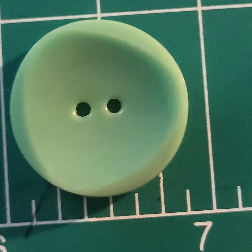 Colt # 53 button bright green confirmed pattern 7/8"  excellent condition